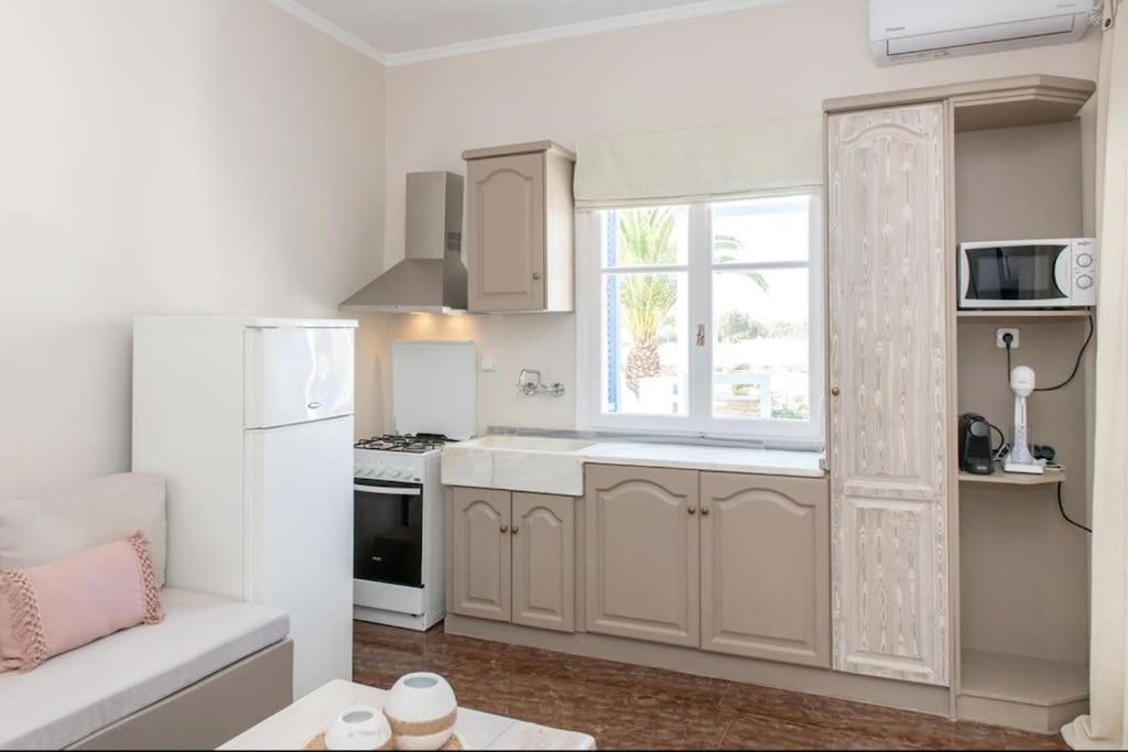 Appartement Θἔρως à Tínos Extérieur photo